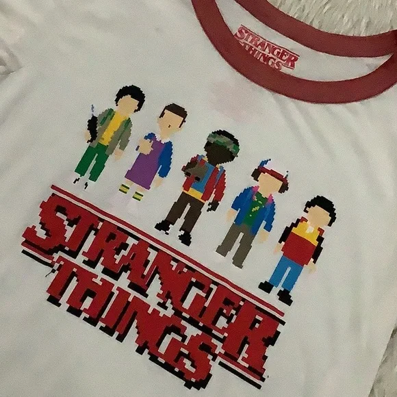 Stranger things women’s white cartoon t shirt size xl - Picture 3 of 5